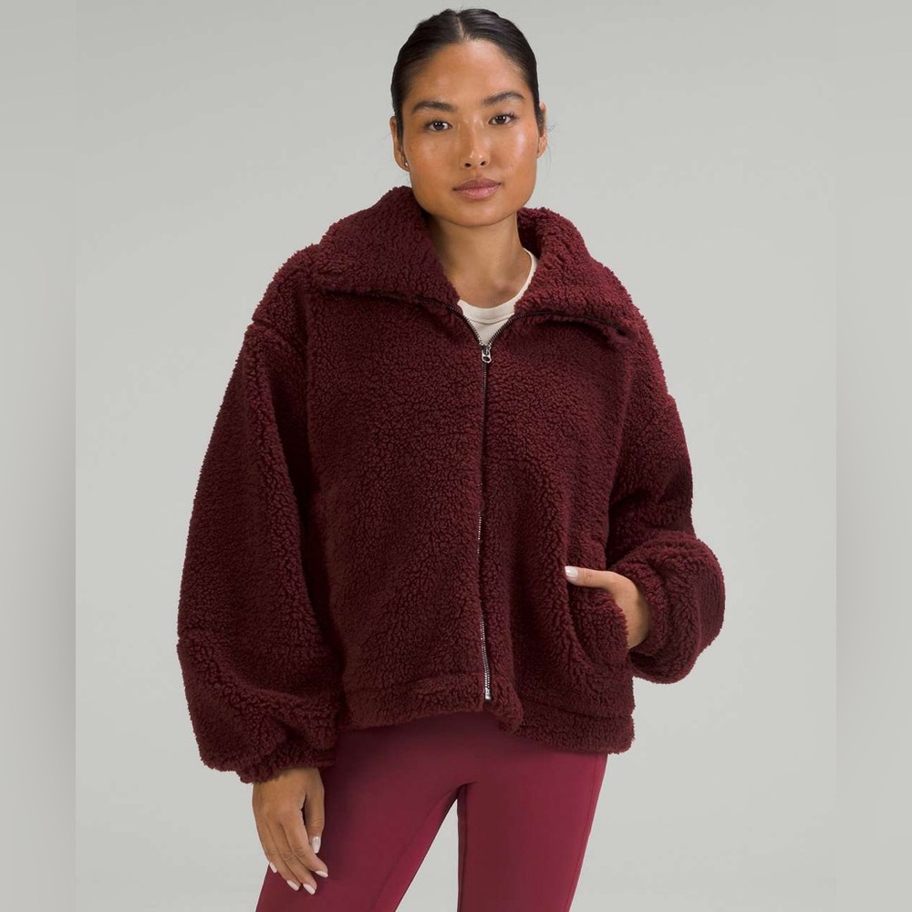 Lululemon Cinchable fleece zip up size 8 red merlot